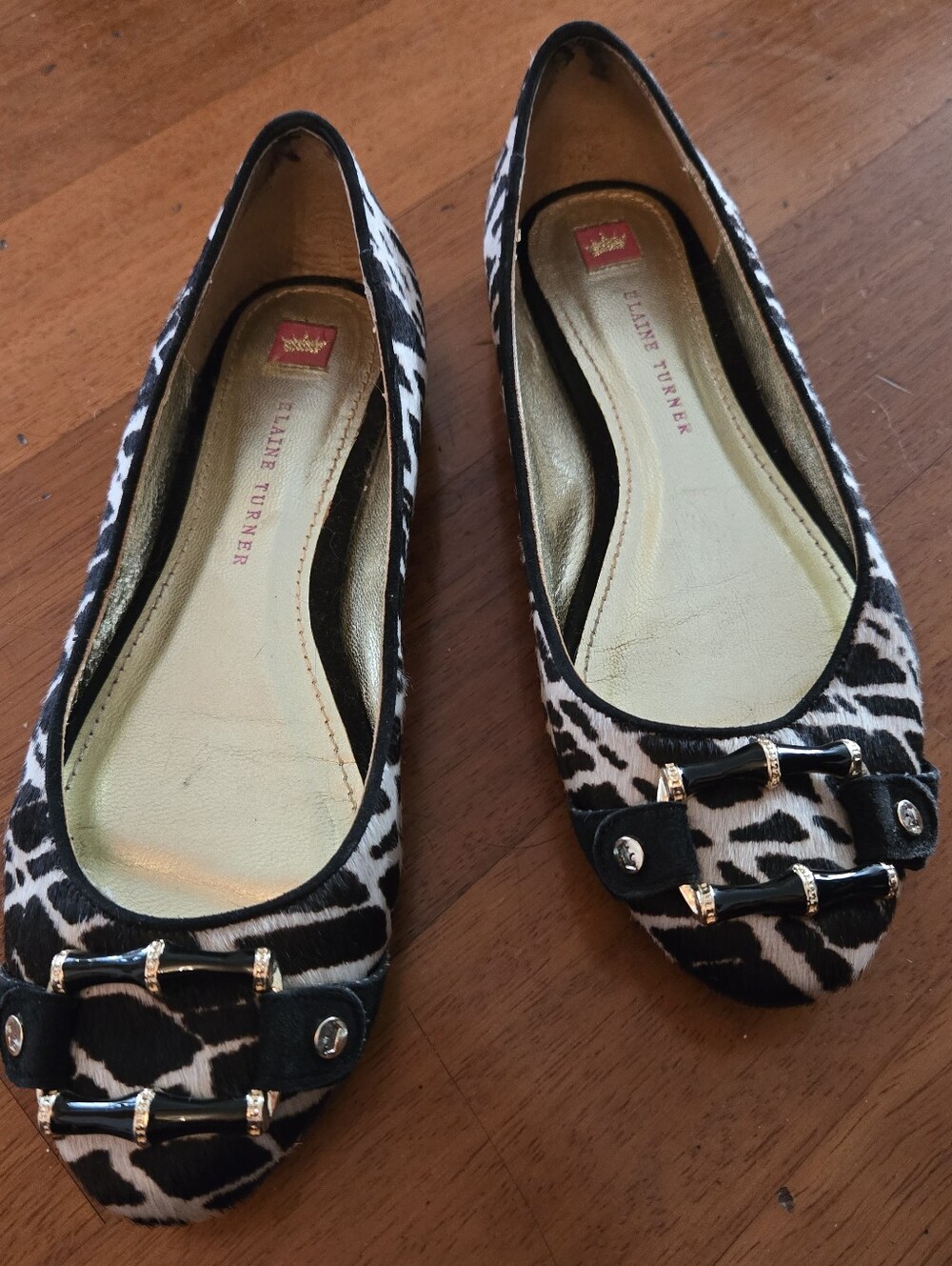Elaine Turner Black & White Animal-Print Ballet Flats with Gold Accents Sz 8.5